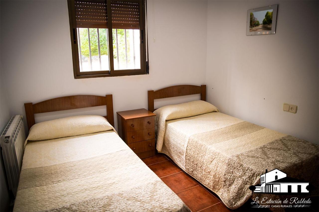 Casas Rurales La Estacion De Robledo Экстерьер фото